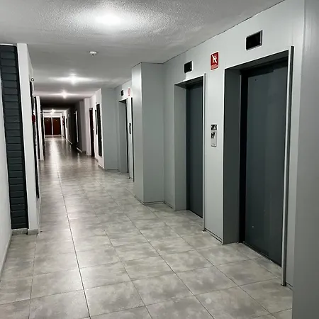 Apartment Riscal 9 By United Renters