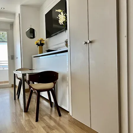 Lägenhet Riscal 9 By United Renters *